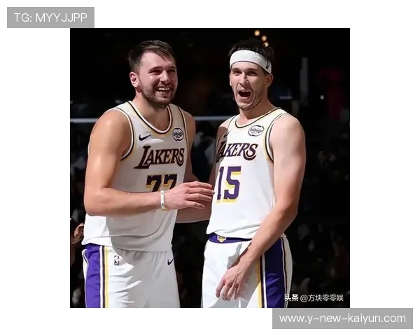 盘活全队！东契奇29+11+10里夫斯两双，湖人6人得分上双击败热火，东契奇50佳球